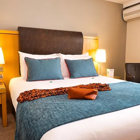 The 4* Athlone