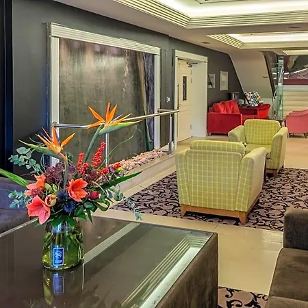 Hotel The Athlone