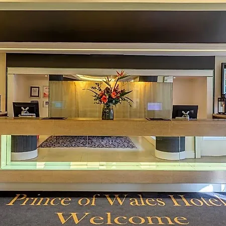 Hotel The 4*