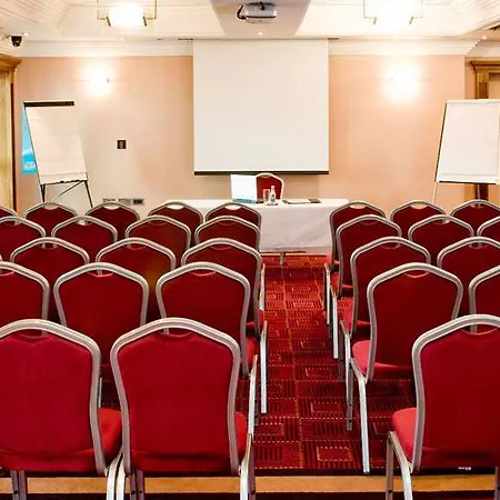 Of Wales Hotel 4*