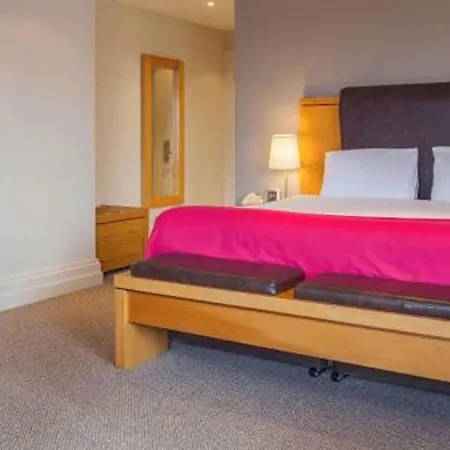 Of Wales 4* 애슬론